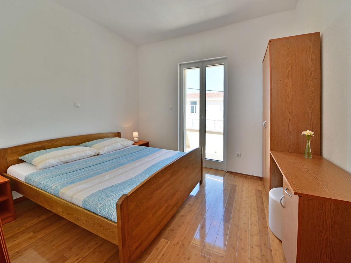 Apartment Golub-4 By Interhome Cesarica Esterno foto