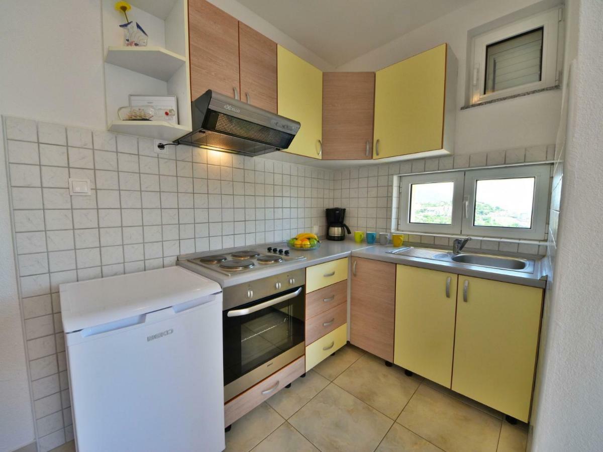 Apartment Golub-4 By Interhome Cesarica Esterno foto